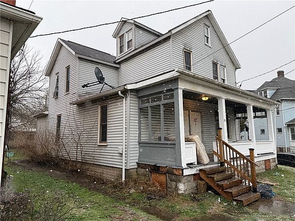 3rd image of 210 Mercer St