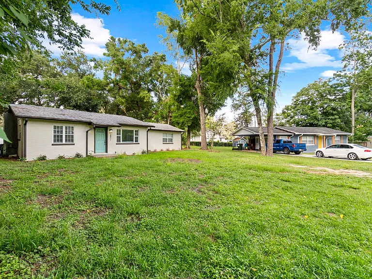 2801 SE 28th Rd — Photo 34