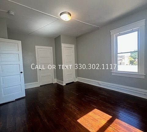 5th image of 137 3rd St NW #2