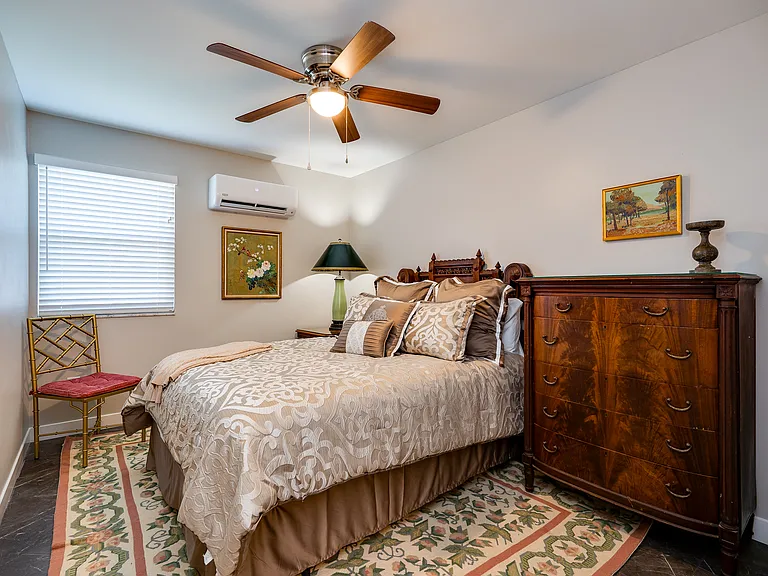 827 Wilmington Ave #3 — Photo 9