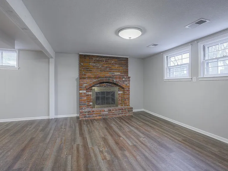 6725 NW Hilldale Dr — Photo 27