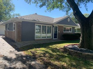 313 Sauganash St, Park Forest, IL 60466