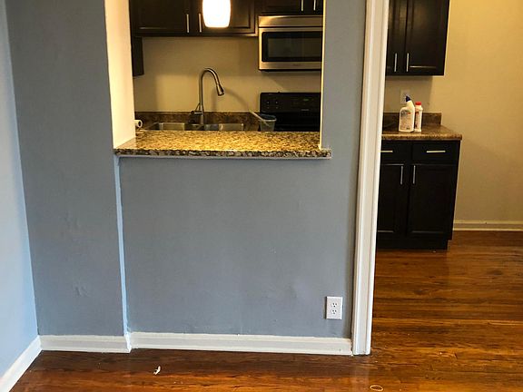 2nd image of 1 W 28th St APT 105