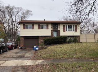 152 Balmoral Dr, Bolingbrook, IL