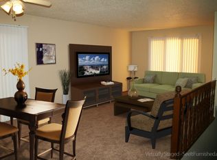 358 N Country Acres Ave, Wichita, KS 67212