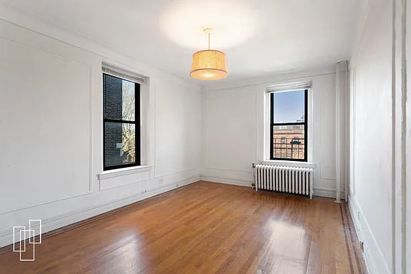 Sold by Garfield Realty  | media 1