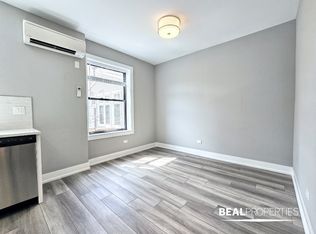 3935 N Janssen Ave #E3, Chicago, IL 60613
