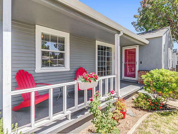 3rd image of 2729 Kroy Way