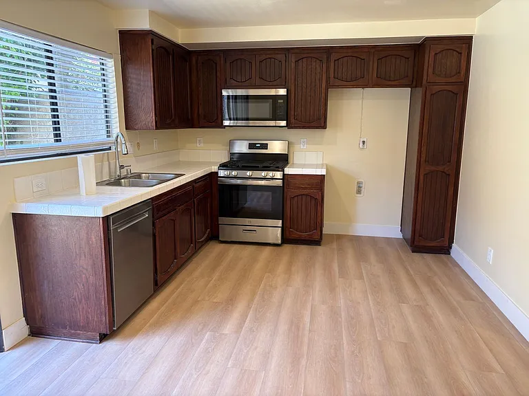 6865 Valley Circle Blvd #8 — Photo 14