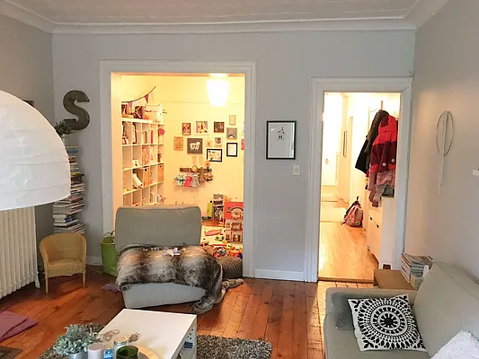 Rented by Rapid Realty Cobble Hill | media 15