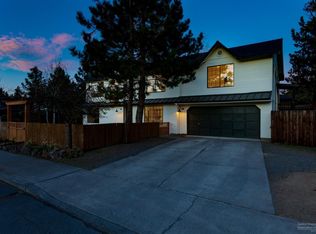 3002 NE Rock Chuck Dr, Bend, OR 97701