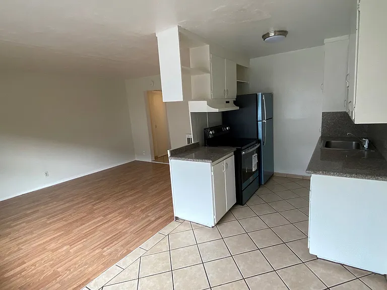 411 Fairmount Avenue — Photo 4