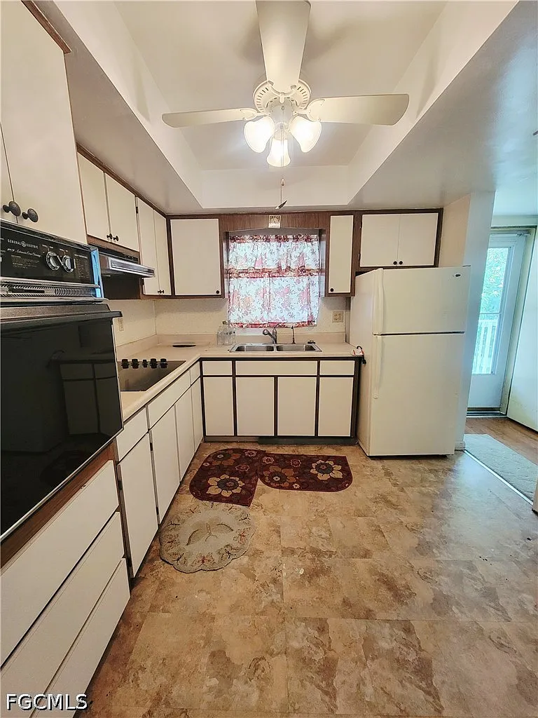 2 bed, 1.0 bath, 902 sqft, $1,100 — Photo 4