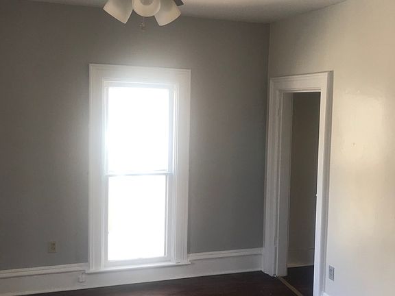 4th image of 415 4th St SE #4 & 5