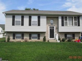 22060 Caravel Ct, Great Mills, MD 20634