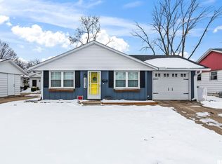 2512 Sutherland Rd, Springfield, IL 62702