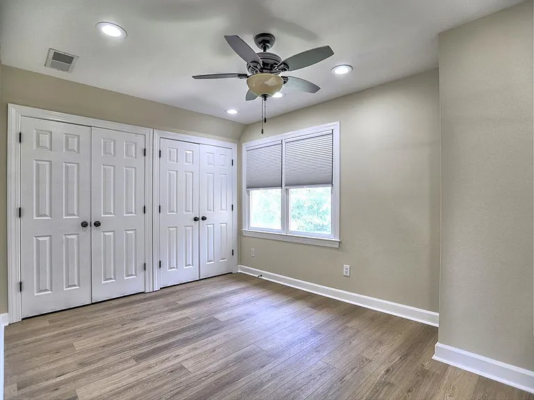 3237 Waldwick Way SE — Photo 26