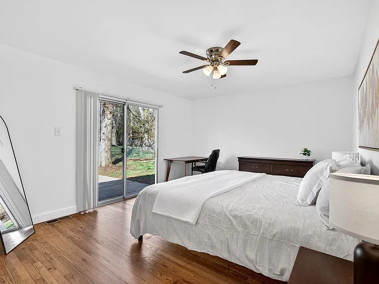 11870 Brampton Hunt Rd — Photo 22