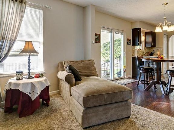 4th image of 4595 Bridgehill Dr