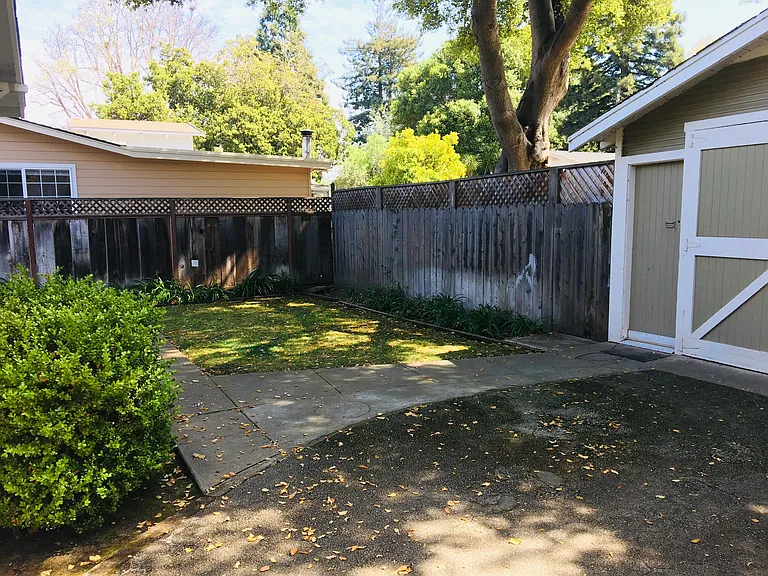 1122 Channing Ave — Photo 25