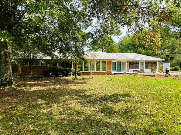 2980 Highway 22 S, Michie, TN 38357
