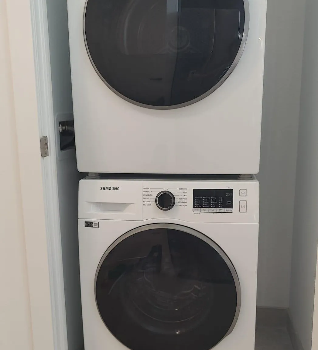 2 bed, $1,350 — Photo 3