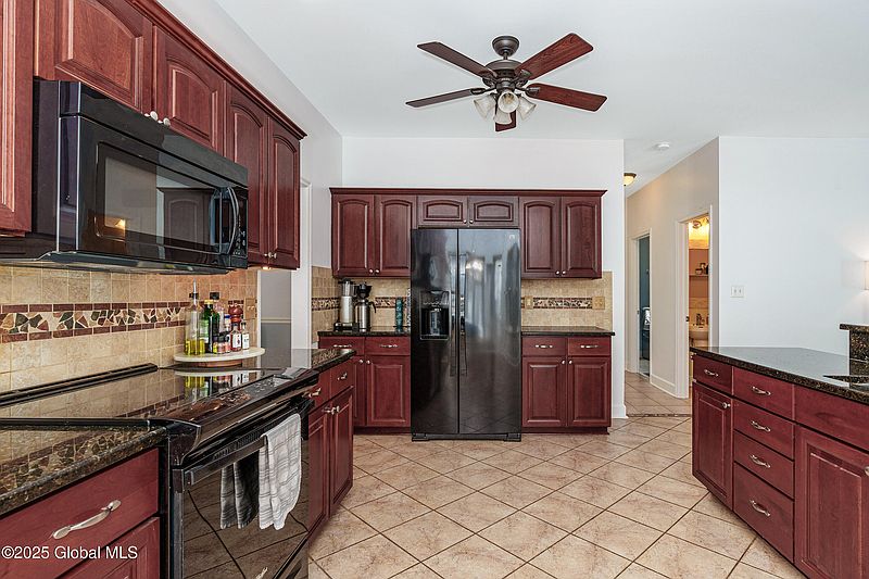 3rd image of 11 Knollwood Drive