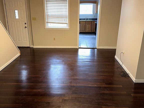 2nd image of 119 S 17th St