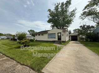 408 Towanda Cir, Dayton, OH 45431