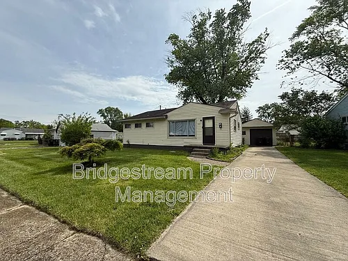 408 Towanda Cir Photo 1