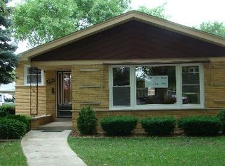 9936 Buell Ct, Oak Lawn, IL 60453