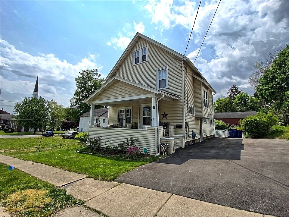 19 Queen St, Lyons, NY 14489 Zillow