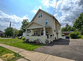 19 Queen St, Lyons, NY 14489