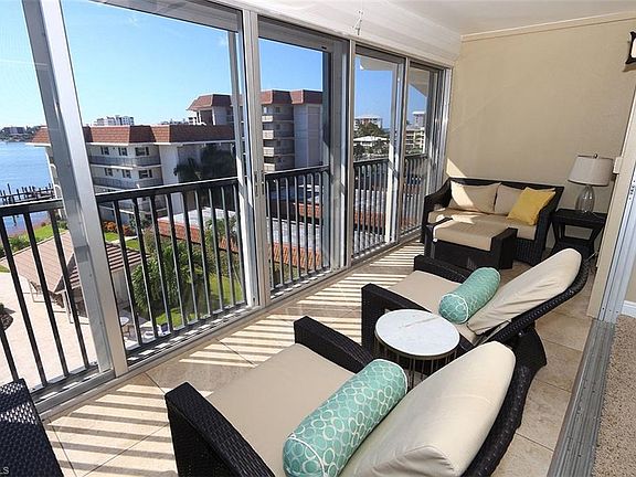3rd image of 222 Harbour Dr APT 510