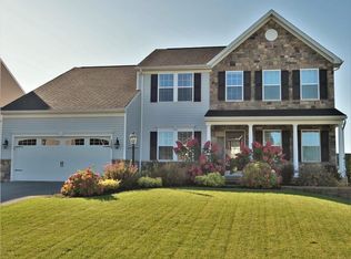 123 Elmcrest Rise, West Henrietta, NY 14586