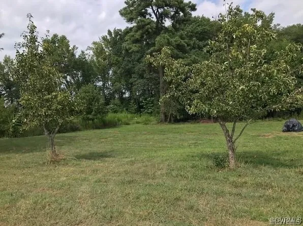 13014 Cedar Ln, Ashland, VA 23005