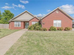 780 Todd Cir, Pea Ridge, AR 72751