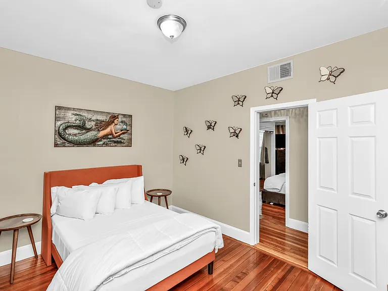 12 Ferndale St #2 — Photo 34