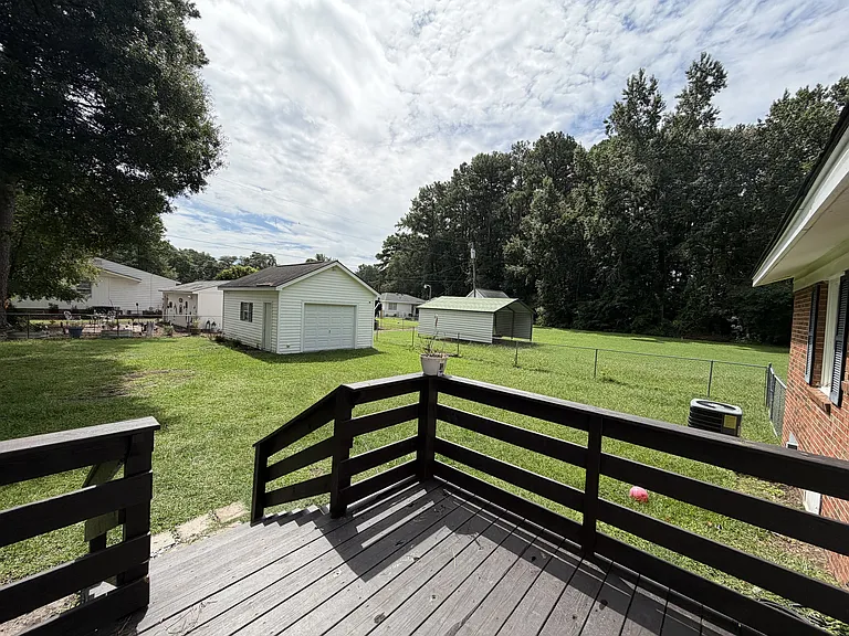 3710 Robinson St — Photo 23