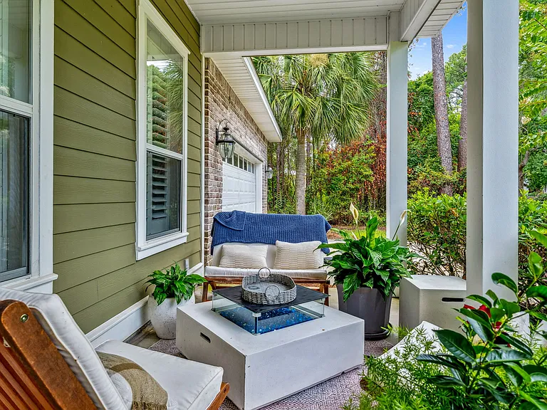 615 Shore Dr — Photo 12