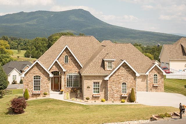 1st image of 1555 Marigold Cir