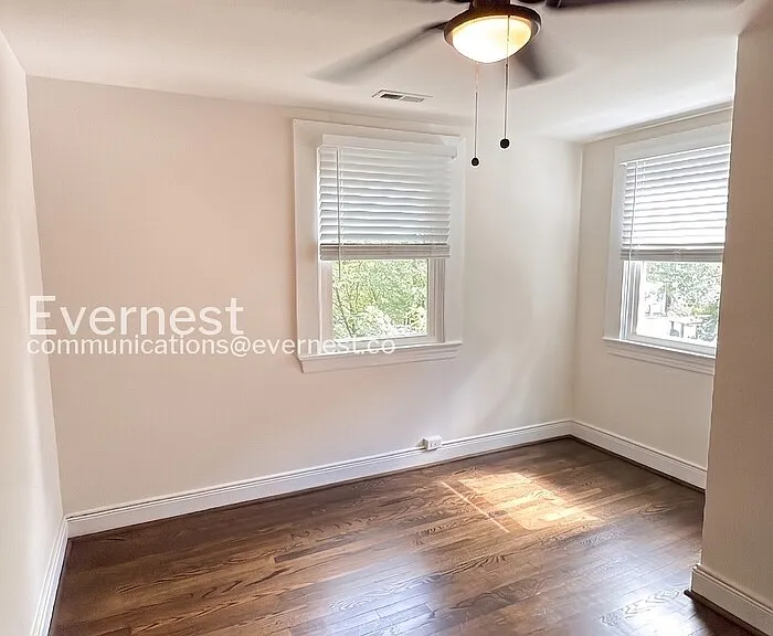 709 Mary Ball St — Photo 14