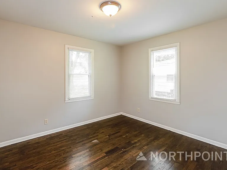 7937 N Jefferson St — Photo 7