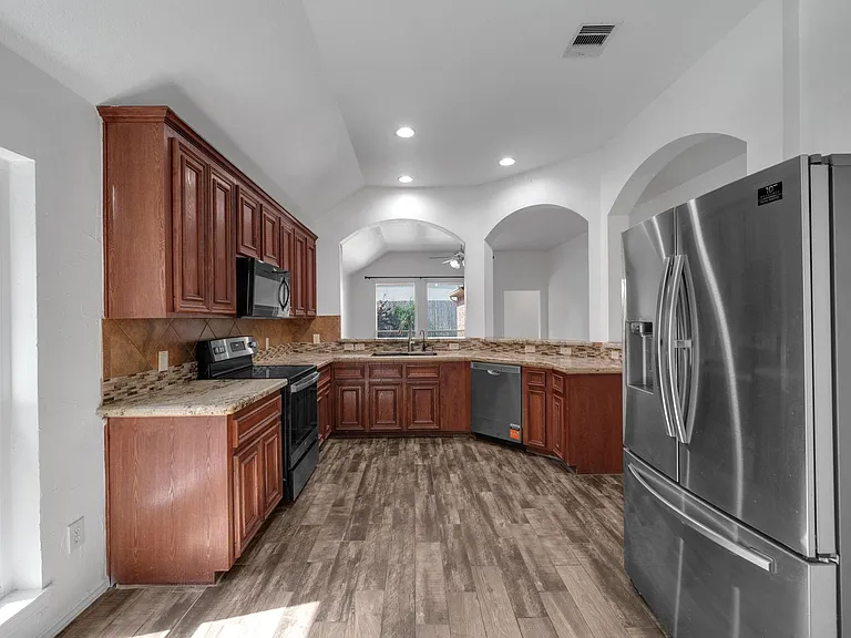 28223 Fantail Dr — Photo 4
