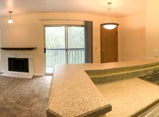 1714 S 334th Ln APT D202, Federal Way, WA 98003