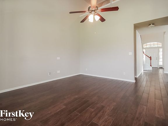 5th image of 8842 Debbie Terrace Dr
