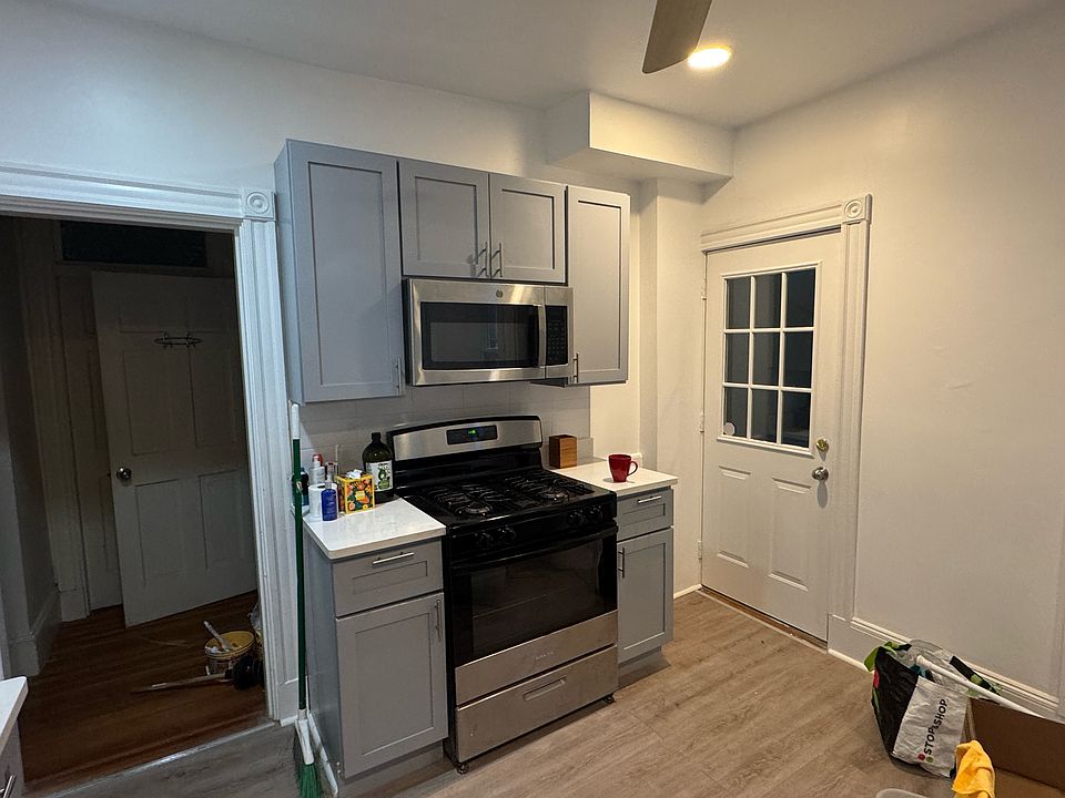 2nd image of 142 Calumet St #2