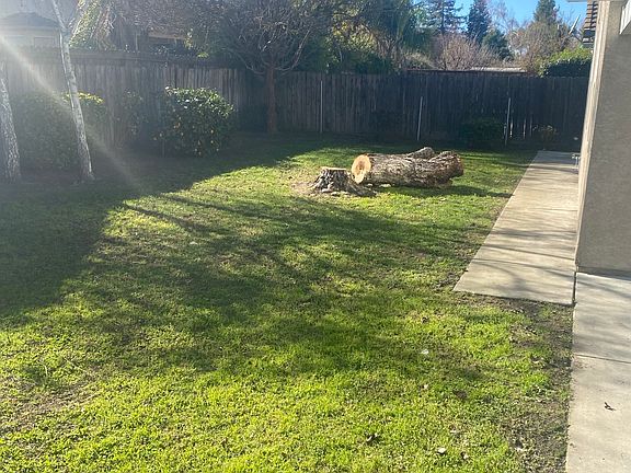 3rd image of 1716 Winchester Dr