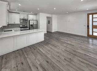 7125 S La Cienega Blvd, Los Angeles, CA 90045