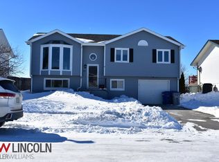 2621 NW 55th St, Lincoln, NE 68524